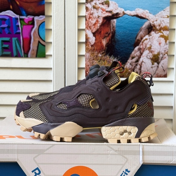 Reebok InstaPump Fury Trail 'Black Weathered Yellow' - Picture 1 of 12
